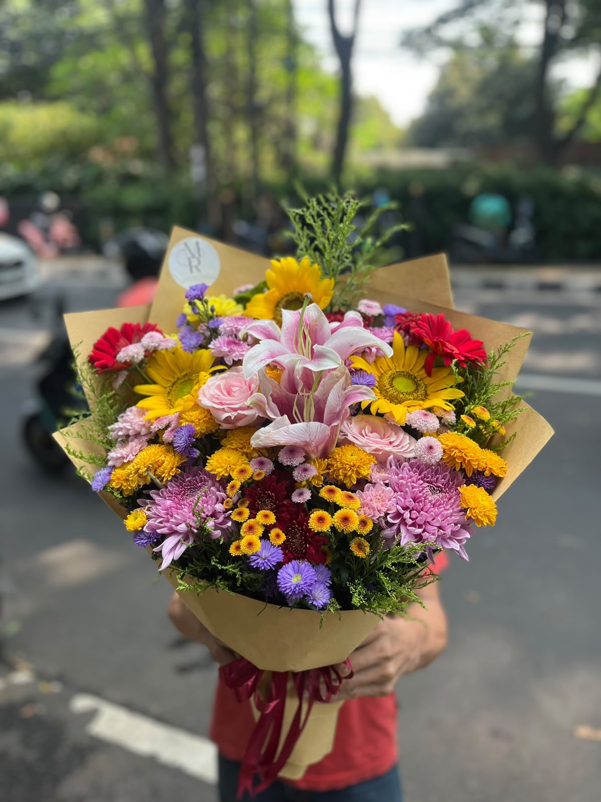 Lily & Sunflower Deluxe