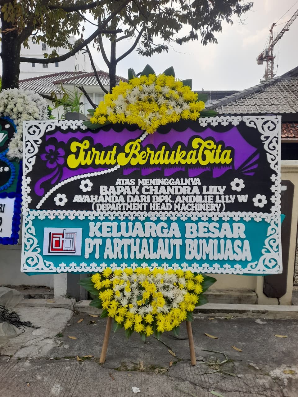 Bunga Papan Duka Cita Arthalaut Purple